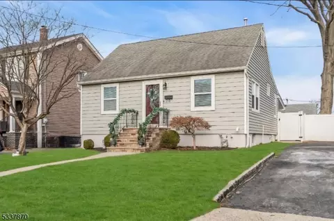 20 Hamilton Ave, Fords, NJ 08863