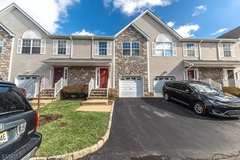 19 Mindy Dr, Somerset, NJ 08873