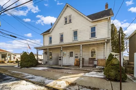 243 E Central Ave, Alpha, NJ 08865