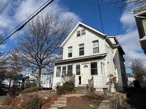 33 Elmwood Ave, Bloomfield, NJ 07003
