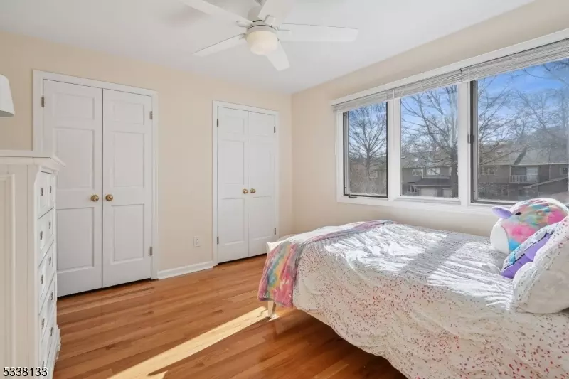  31 Roberts Cir, Bernards, NJ 07920 photo 24