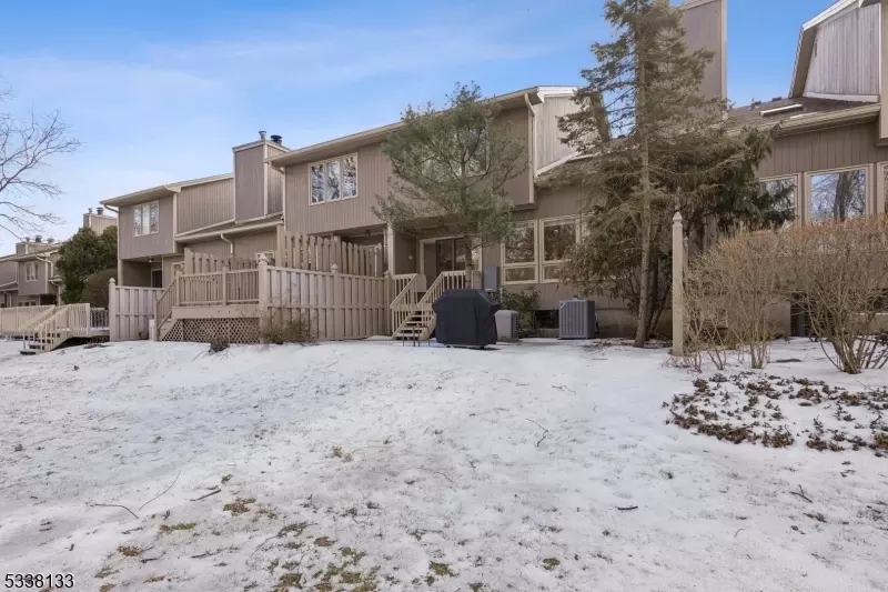  31 Roberts Cir, Bernards, NJ 07920 photo 29