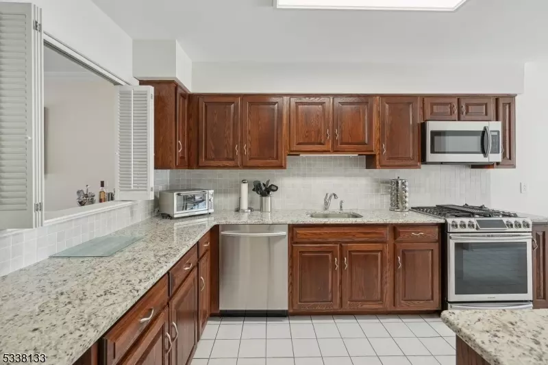  31 Roberts Cir, Bernards, NJ 07920 photo 14