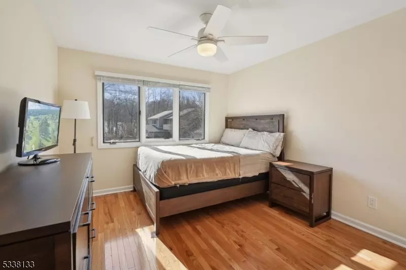  31 Roberts Cir, Bernards, NJ 07920 photo 23