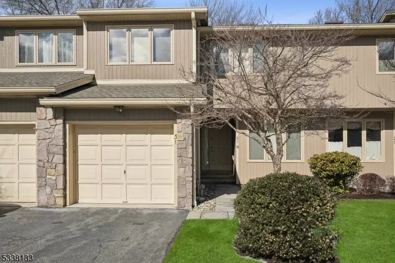  31 Roberts Cir, Bernards, NJ 07920 photo 1