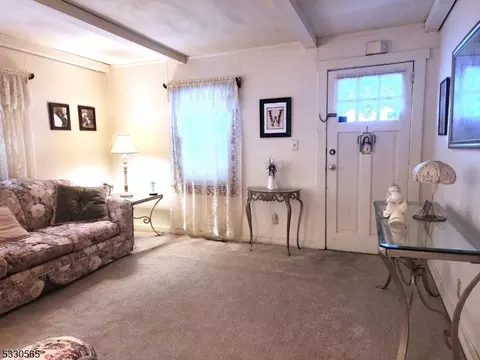 109 Westview Ave, Paramus, NJ 07652 photo 6