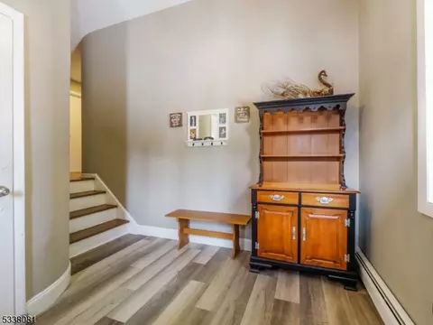 49 Ponds Cir, Wayne, NJ 07470 photo 5