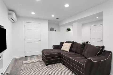 19 Crest Dr, Bernards, NJ 07920 photo 39