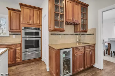 19 Crest Dr, Bernards, NJ 07920 photo 17