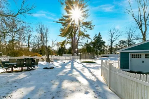 19 Crest Dr, Bernards, NJ 07920 photo 44