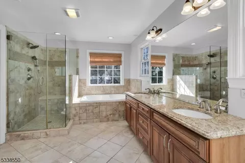 19 Crest Dr, Bernards, NJ 07920 photo 30