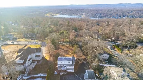 886 Alps Rd, Wayne, NJ 07470 photo 9