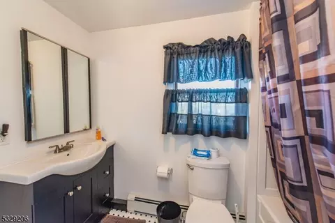 886 Alps Rd, Wayne, NJ 07470 photo 28