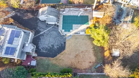 886 Alps Rd, Wayne, NJ 07470 photo 5