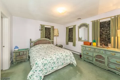 886 Alps Rd, Wayne, NJ 07470 photo 20