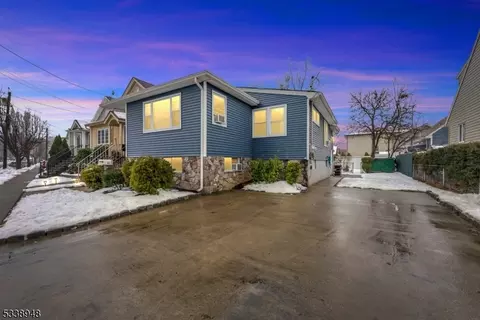 260 Maple Ave, Wallington, NJ 07057