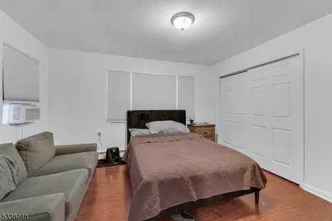 260 Maple Ave, Wallington, NJ 07057 photo 12