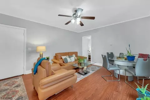 260 Maple Ave, Wallington, NJ 07057 photo 21