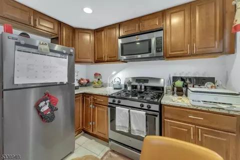 260 Maple Ave, Wallington, NJ 07057 photo 27
