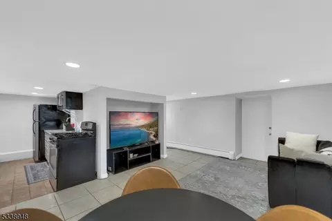 260 Maple Ave, Wallington, NJ 07057 photo 19