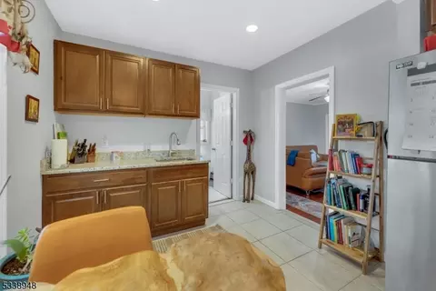 260 Maple Ave, Wallington, NJ 07057 photo 26
