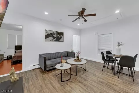 260 Maple Ave, Wallington, NJ 07057 photo 7