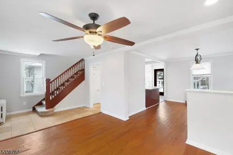 22 Colonial Ter, Springfield, NJ 07081 photo 5
