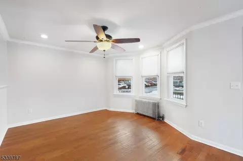 22 Colonial Ter, Springfield, NJ 07081 photo 4