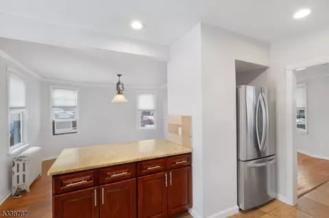 22 Colonial Ter, Springfield, NJ 07081 photo 9