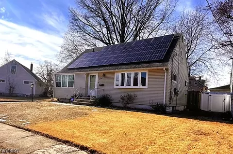 726 Franklin Ter, Roselle, NJ 07203