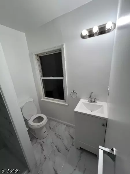 427 John St, Plainfield, NJ 07060 photo 4
