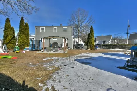 38 Burnside Pl, Wanaque Boro, NJ 07420 photo 23