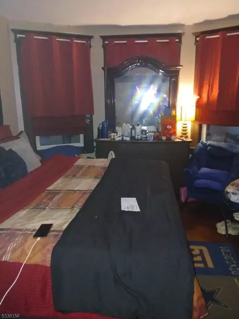20 Rockland Ter, Newark, NJ 07106