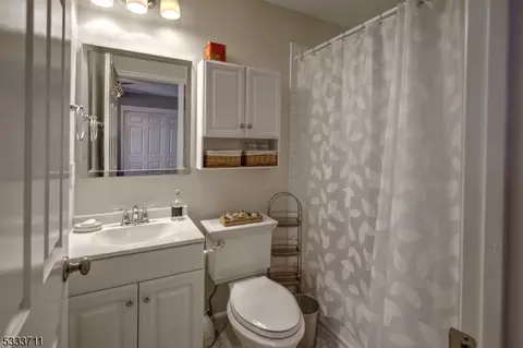 46 Cambridge Rd, Bedminster, NJ 07921 photo 25