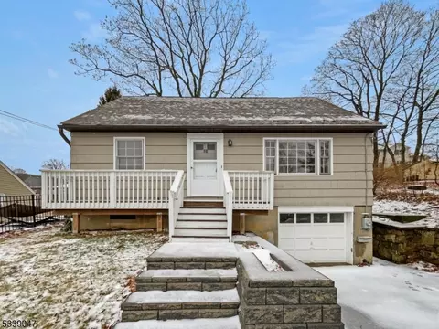 19 Jordan Ter, Dover, NJ 07801