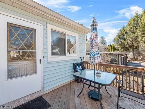 34 Saint George Pl, Wanaque Boro, NJ 07420 photo 34