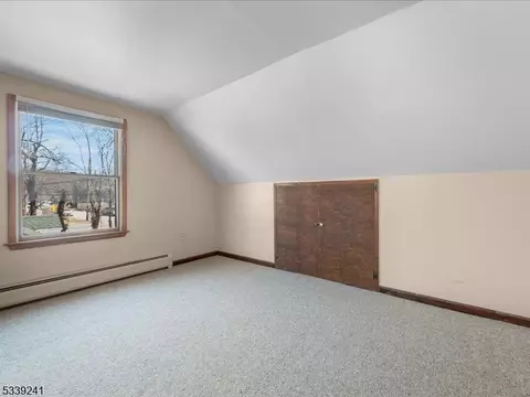 34 Saint George Pl, Wanaque Boro, NJ 07420 photo 28