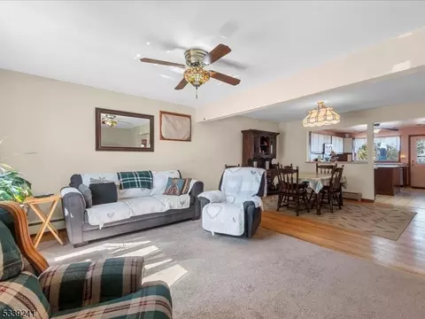 34 Saint George Pl, Wanaque Boro, NJ 07420 photo 6