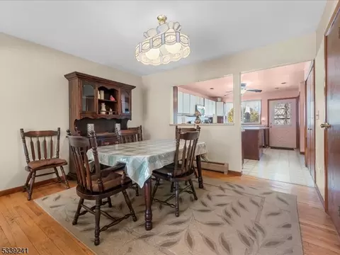 34 Saint George Pl, Wanaque Boro, NJ 07420 photo 11