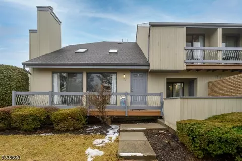 15 Talbot St, Somerset, NJ 08873