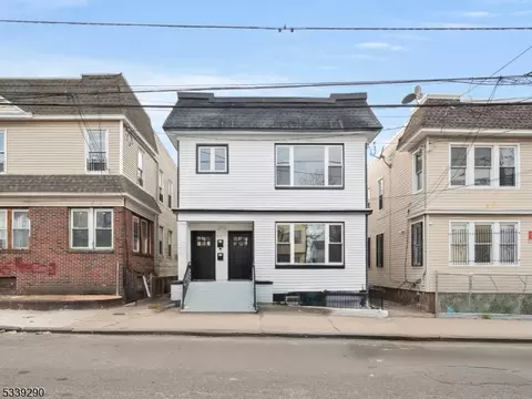 447 S 15th St, Newark, NJ 07103