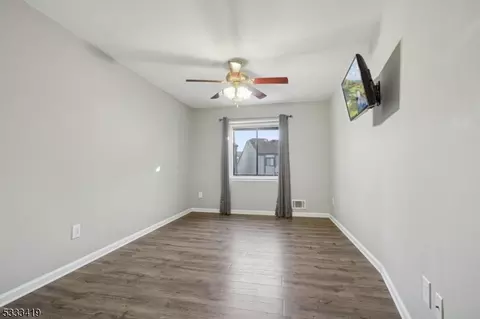 8 Delbarton Ct, Hackettstown, NJ 07840 photo 16