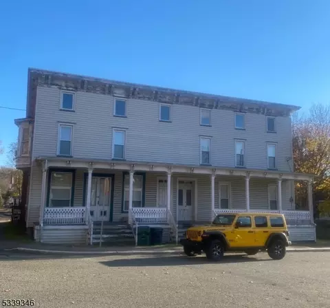 12 Clinton St, Knowlton Twp, NJ 07833