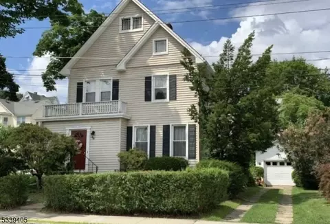 23 Sanford St, Dover, NJ 07801