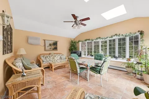 152 Broadview Ter, Paramus, NJ 07652 photo 5