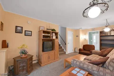 152 Broadview Ter, Paramus, NJ 07652 photo 18