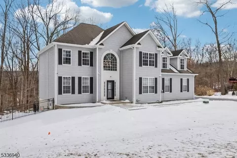 7 Butternut Way, Sparta, NJ 07871