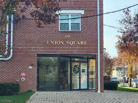 39 Union St #405, Hackensack, NJ 07601 photo 2