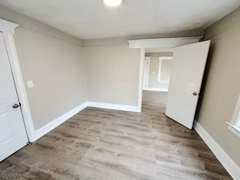 514 E 3rd St, Plainfield, NJ 07060 photo 5