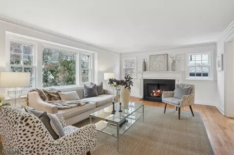 44 Collamore Ter, West Orange, NJ 07052